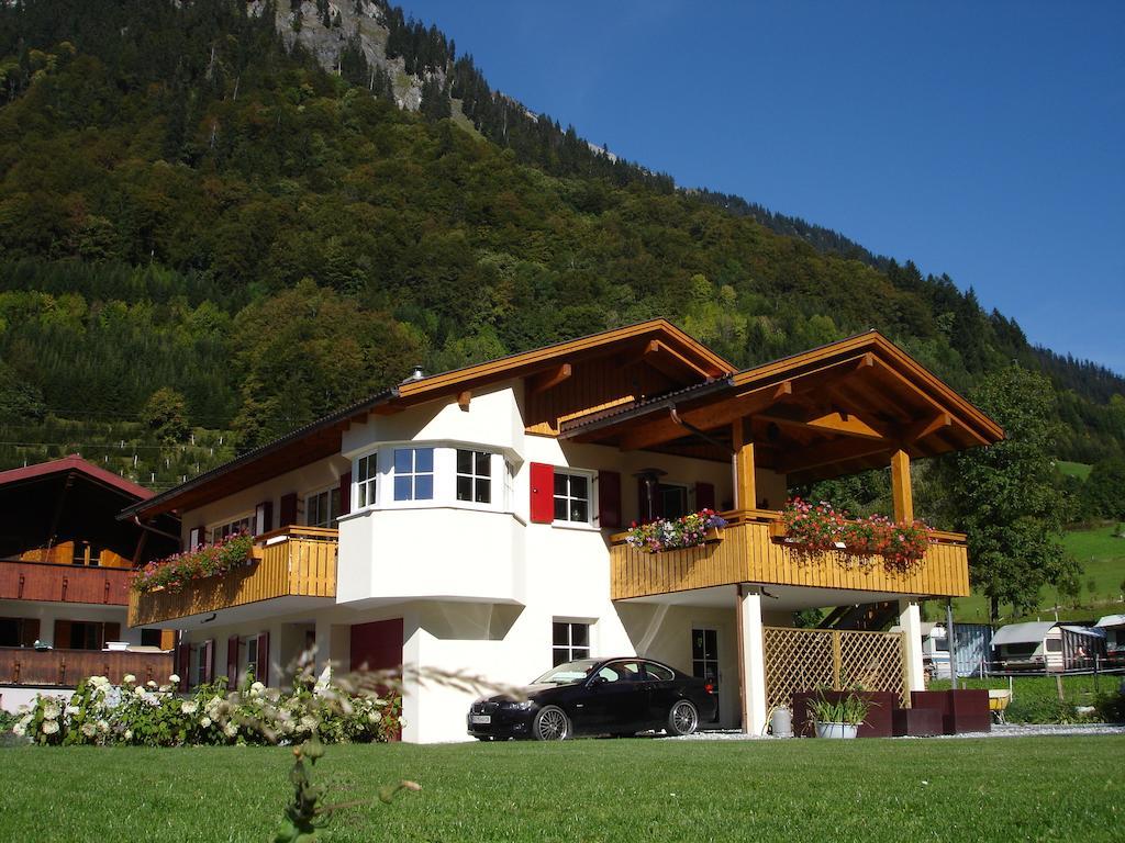 Haus Telisia Lejlighed Klosterle am Arlberg Eksteriør billede